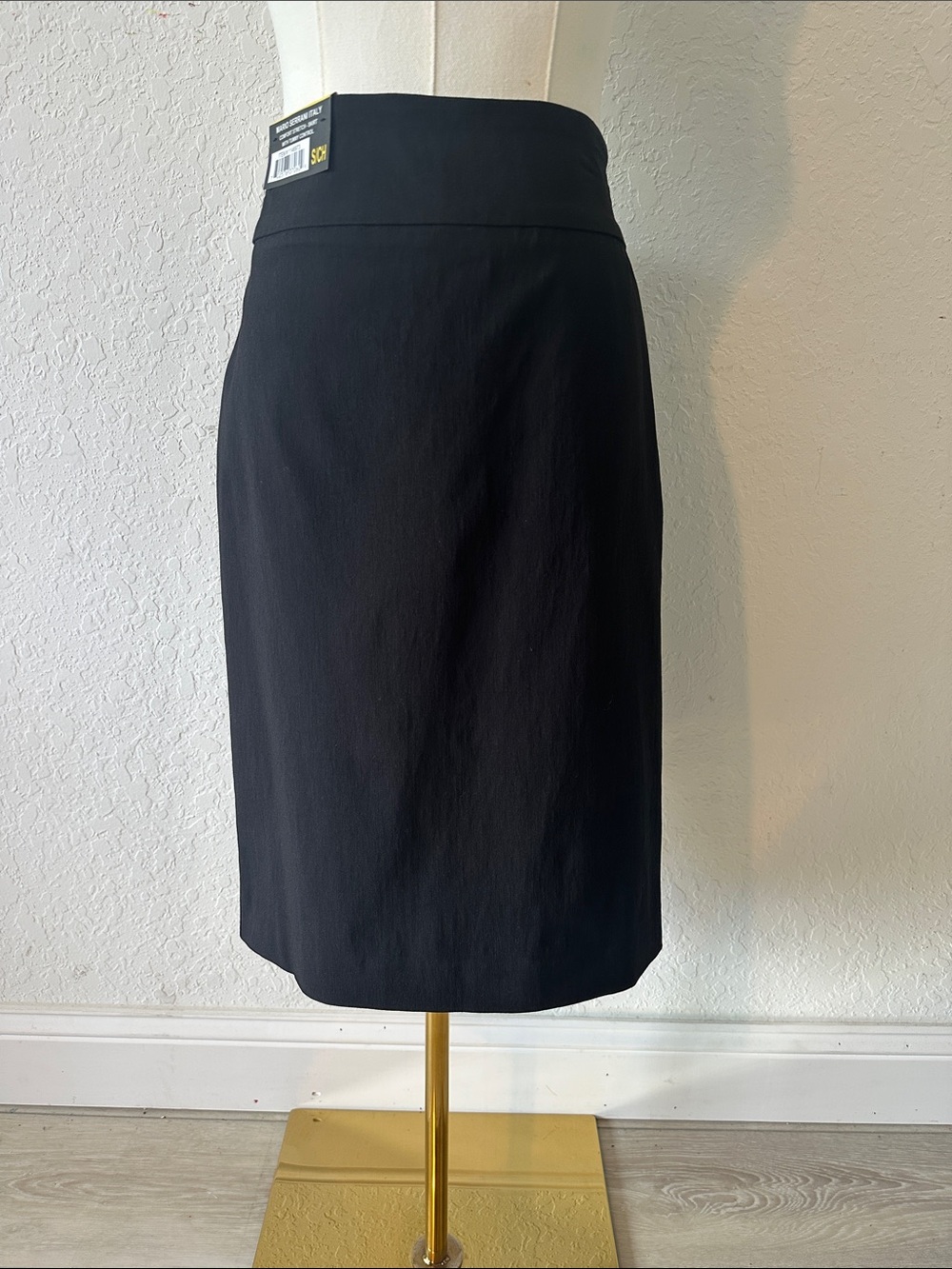 NWT Italian Mario Serranoi Classic Black Pencil Skirt with Tummy Control